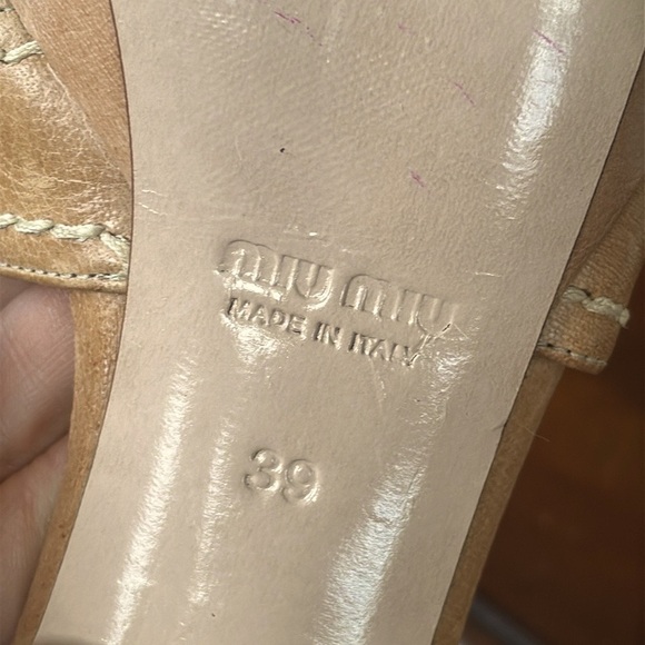 MIU MIU Leather Platform High Heels Neutral Tan Stitched Peep Toe Slingback - Picture 11 of 14